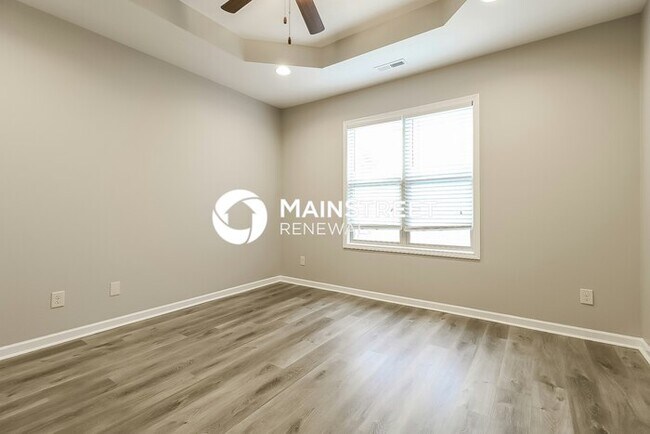 Building Photo - 3 Bedroom Pet-Friendly Home in CLAYTON, NC with Main Street Renewal