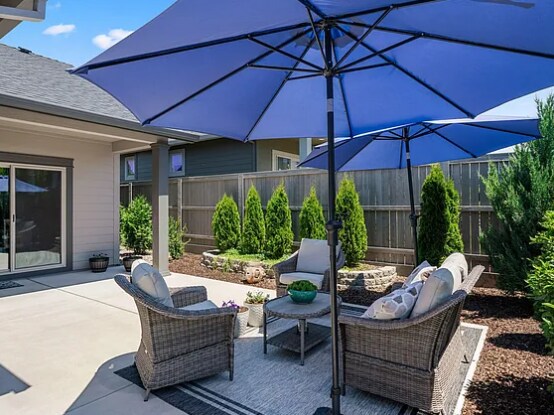 Building Photo - 3952 Arizona Dr