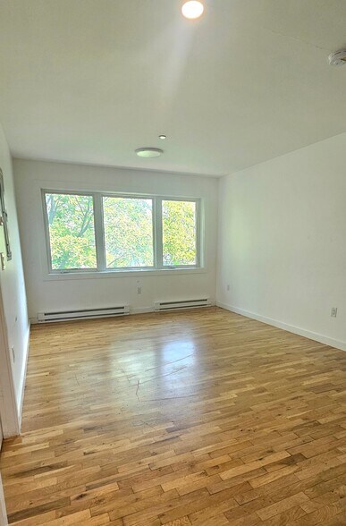 Building Photo - 35 Springside Ave