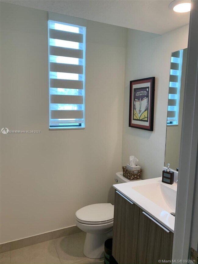 Building Photo - 4747 NW 85th Ave