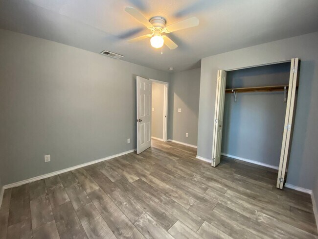 Building Photo - FALL INTO A NEW HOME WITH OUR MOVE-IN SPEC...