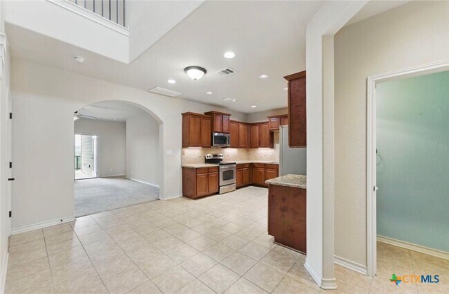 Building Photo - 976 Parkview Dr