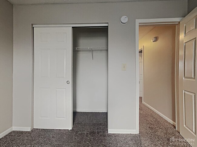 Building Photo - 774 Appaloosa Dr