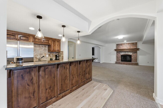 Building Photo - {10500} Luxury Living in Mills Crossing Estates +  Spacious Floorplan with Designer Finishes