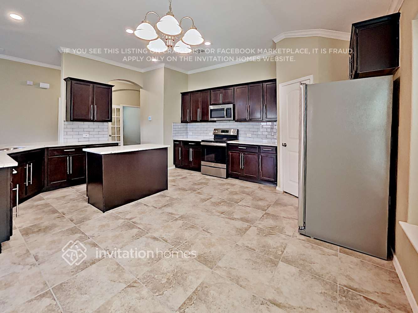 Building Photo - 260 Oxford Dr