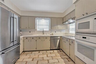 Building Photo - 18623 Prince William Ln