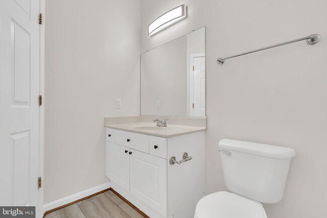 Building Photo - 4560 Strutfield Ln