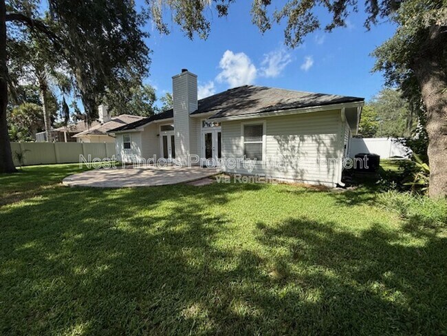 Building Photo - 440 Crescent Pond Dr