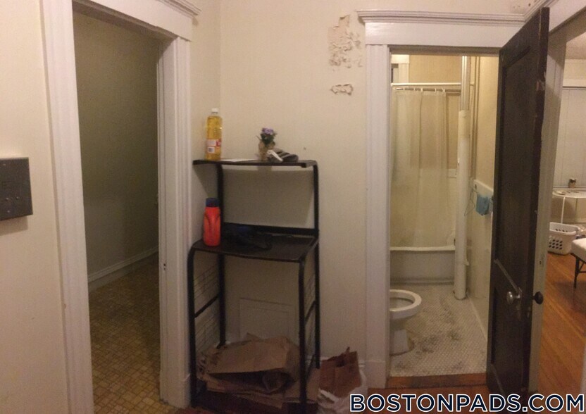 Building Photo - 17-19 Washington St.