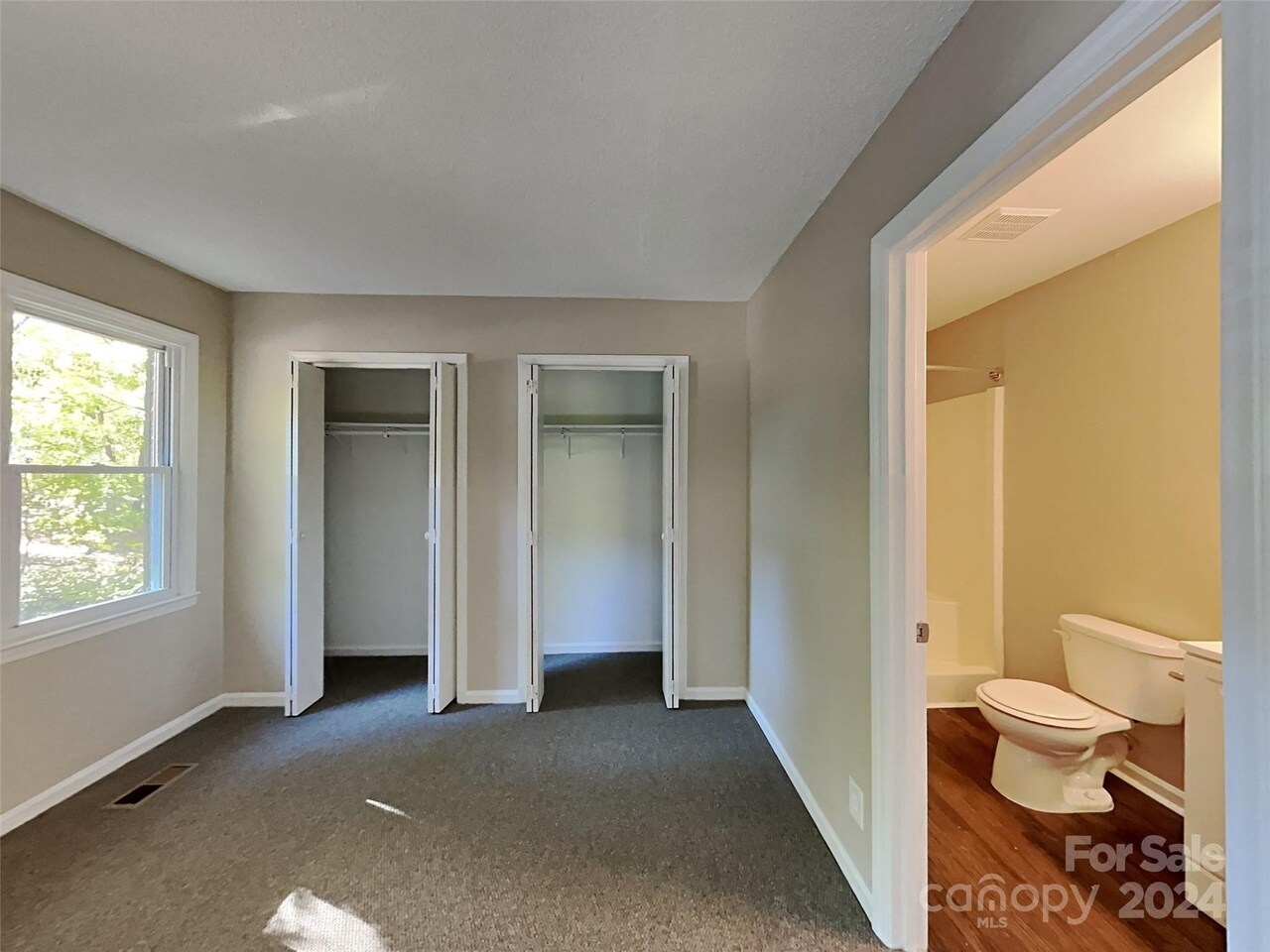 Building Photo - 928 Hearthridge Ct