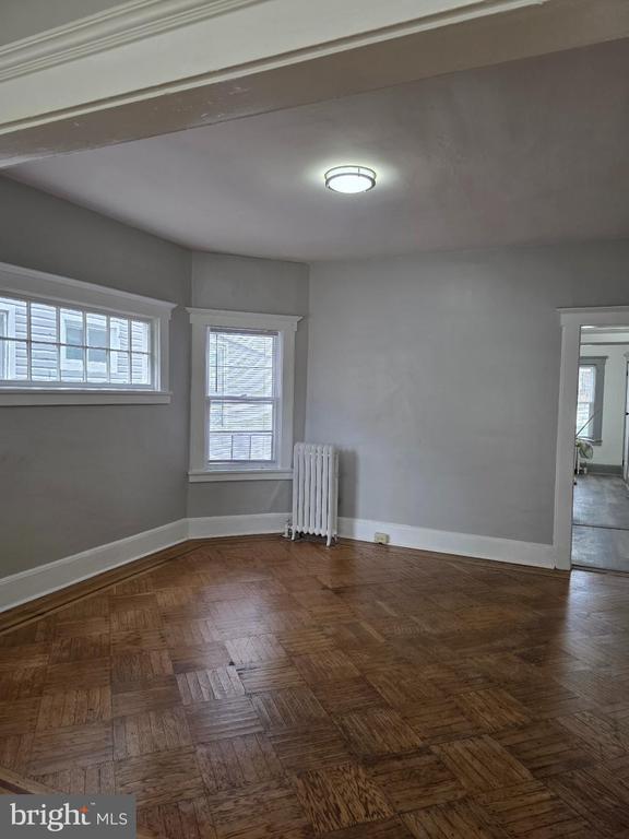 Building Photo - 473 N Grove St