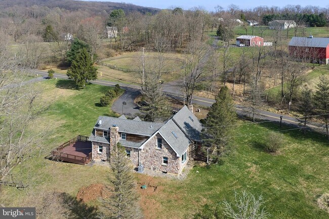 Building Photo - 4325 Lehnenberg Rd