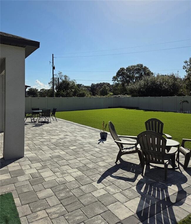 Building Photo - 5332 Pavia Dr