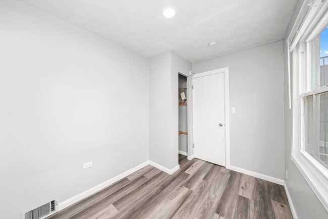 Building Photo - 11837 S Sangamon St