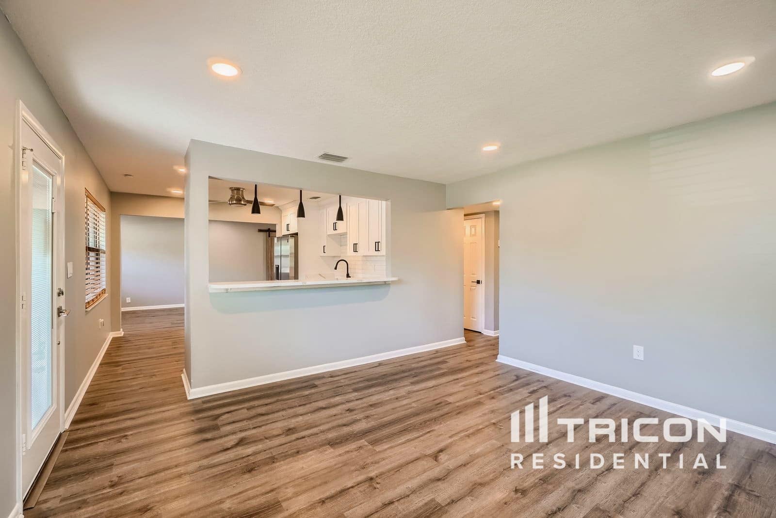 Building Photo - 348 Barbara Cir