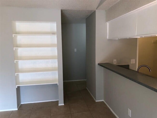 Building Photo - 4305 Acropolis Ct