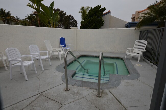 Building Photo - 2Bd/2Ba Coronado Cays on the channel, Boat...