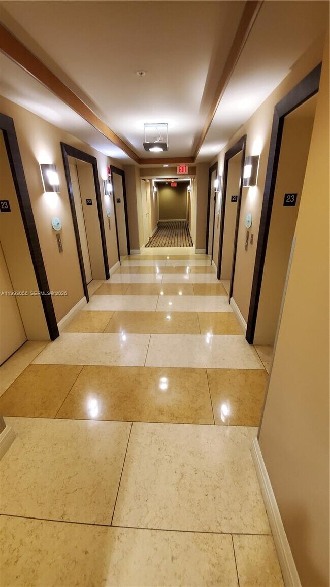 Building Photo - 253 NE 2nd St