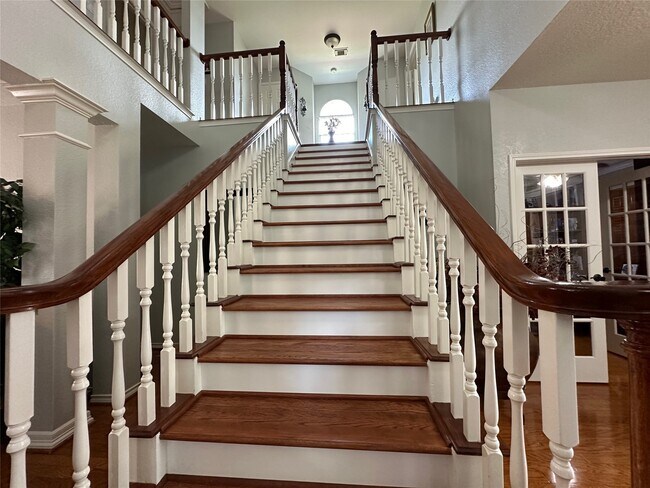 Building Photo - 7002 Greatwood Trails Ct