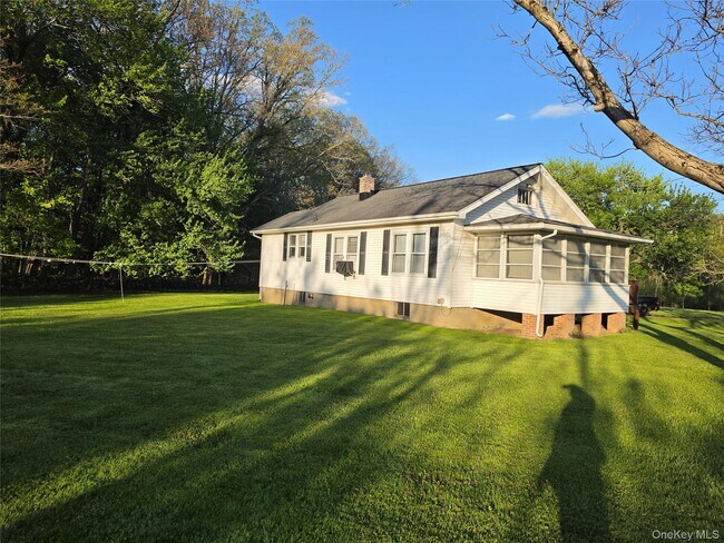 Building Photo - 1836 NY-300