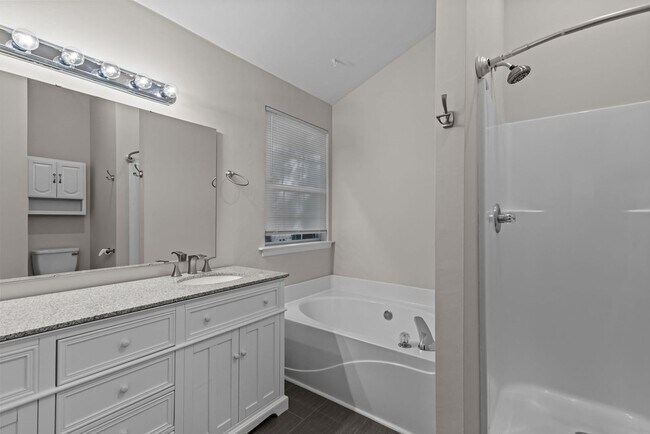 Building Photo - Burbage Grant 4 bedrooms- Ready Now!