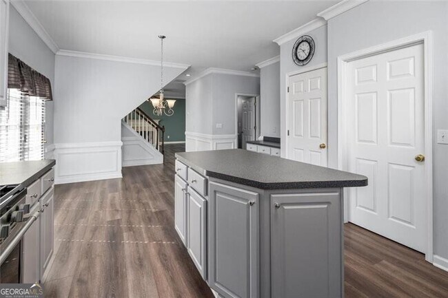 Building Photo - 4220 Hunters Green Way NE