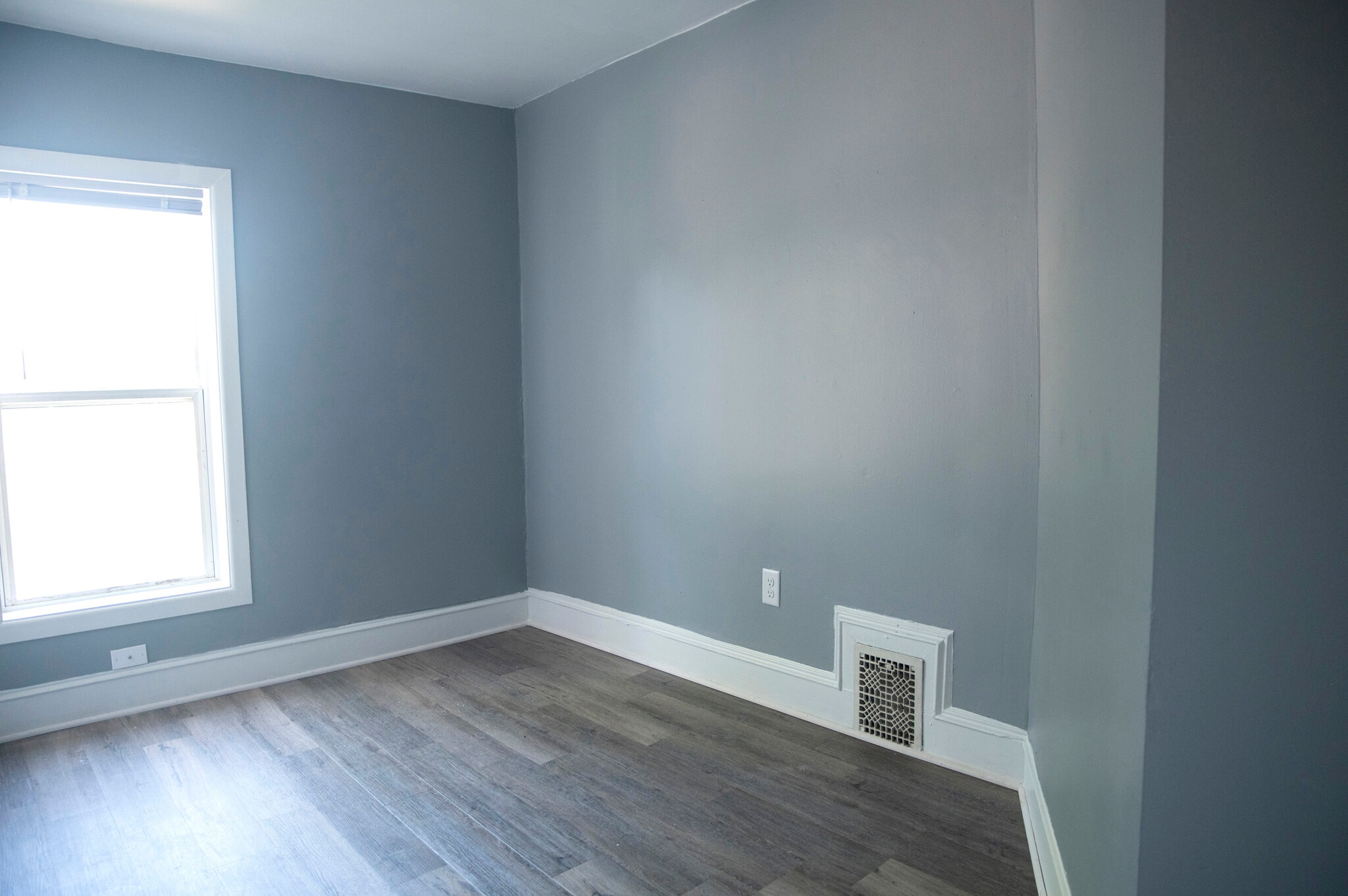 Building Photo - 1203 S Farwell St