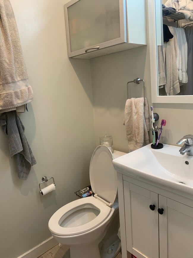 Building Photo - 7 Gorham St