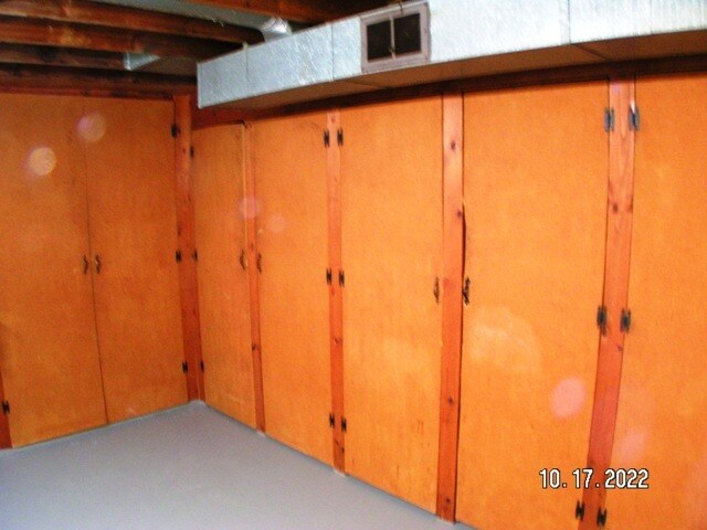 Building Photo - 1544 32nd St SW