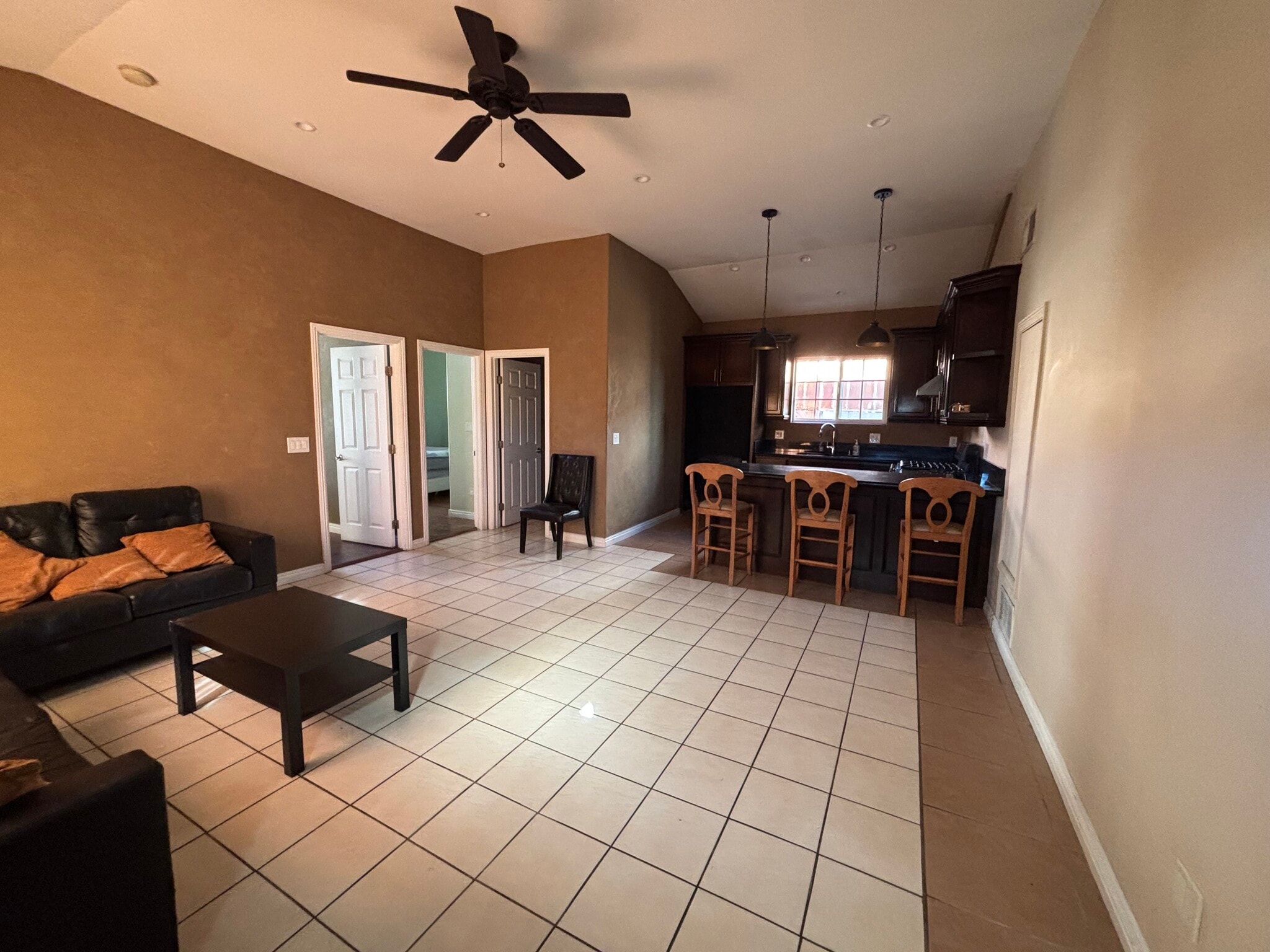 Building Photo - 1817 N Ave 53