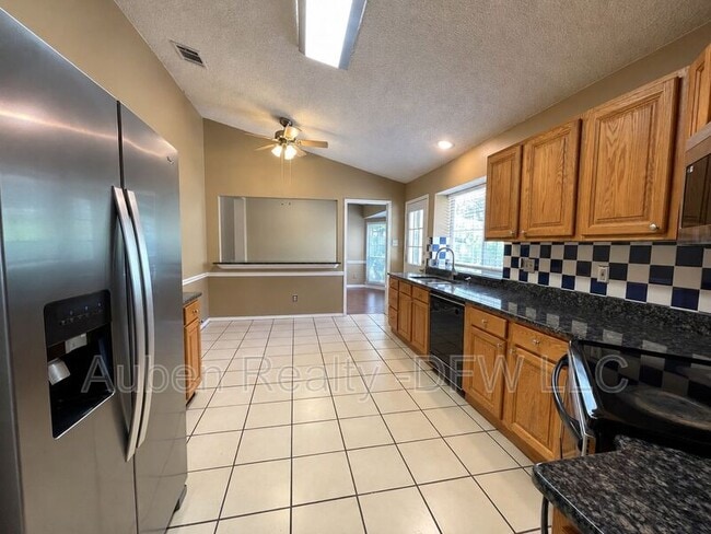 Building Photo - 514 Briarcroft Dr