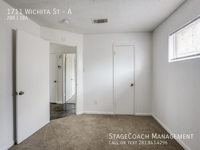 Building Photo - 1711 Wichita St