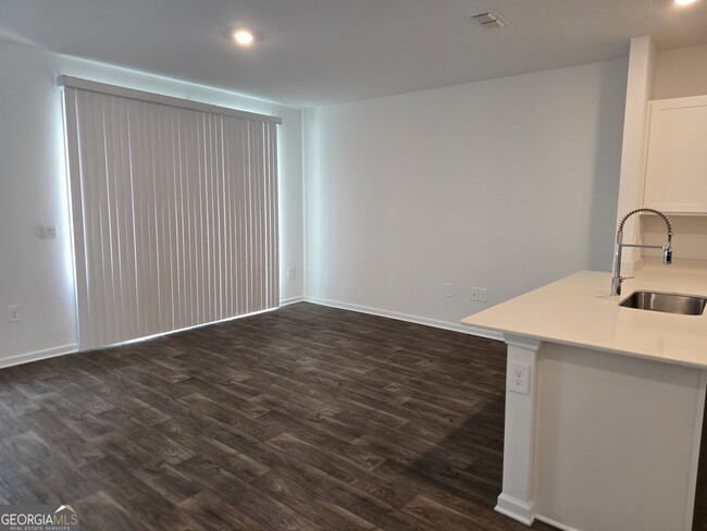 Building Photo - 118 Deep Bay Cir