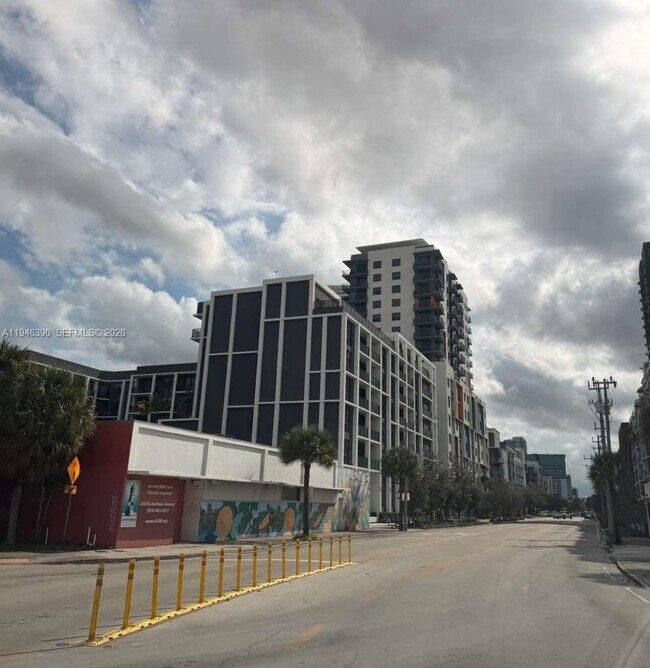 Building Photo - 831 NW 1st Ave