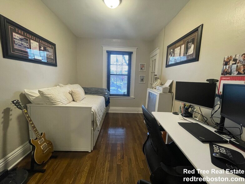 Building Photo - 1758 Commonwealth Ave