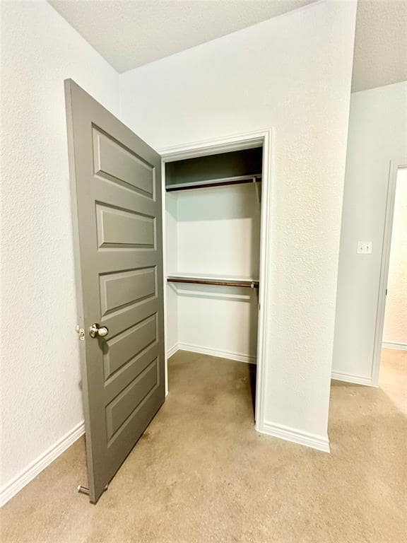 Building Photo - 2321 Ocean Ave