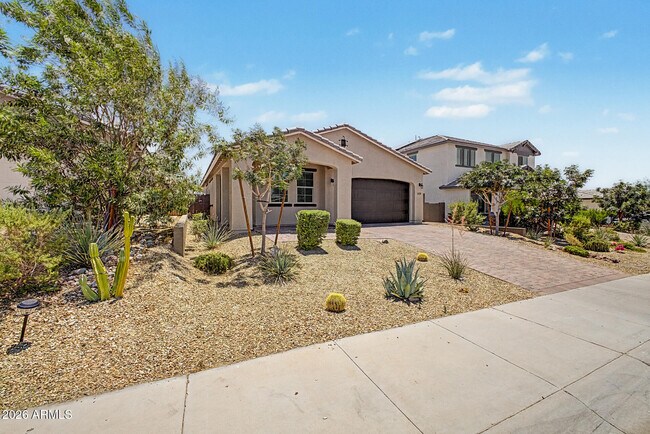 Building Photo - 17239 W Desert Sage Dr