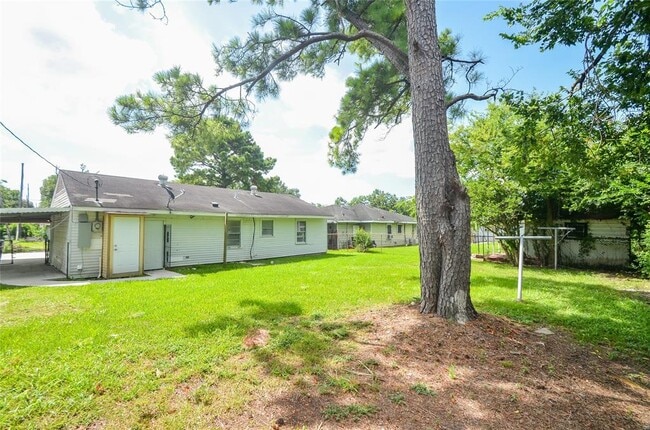 Building Photo - 6610 Tierwester St
