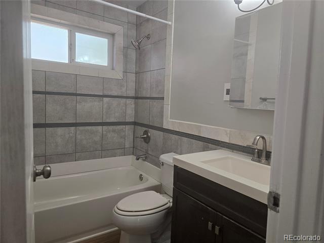 Building Photo - 8991 Hoffman Way