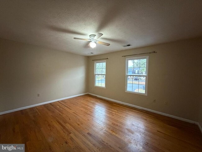 Building Photo - 204 Brunswick Rd