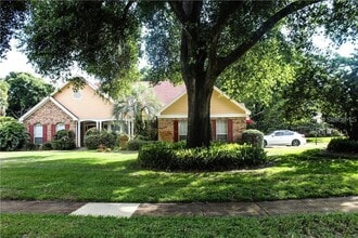 Building Photo - 2630 Stanton Hall Ct