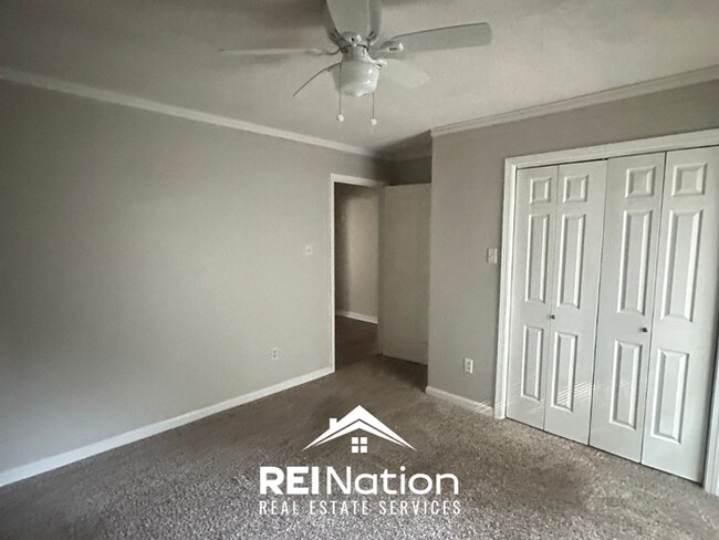 Building Photo - CORDOVA SHOWSTOPPER! Massive 4BR/3BA w/ Deck, Detached Garage & Porch!