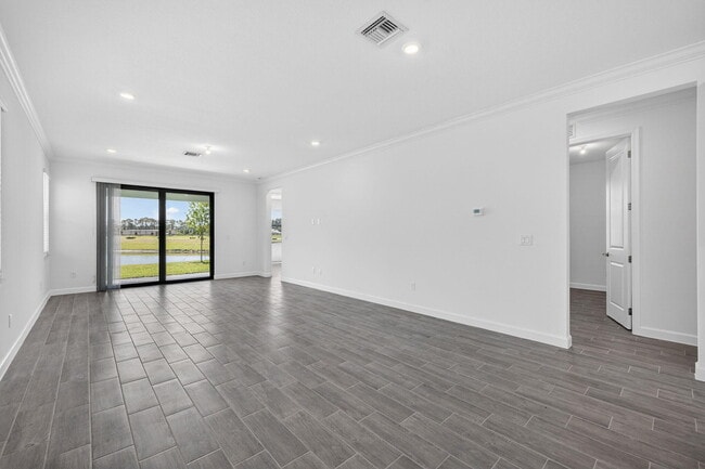 Building Photo - 10644 NW Wilgrove Lane