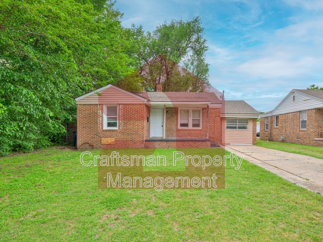 Building Photo - 1105 Bellevidere Dr