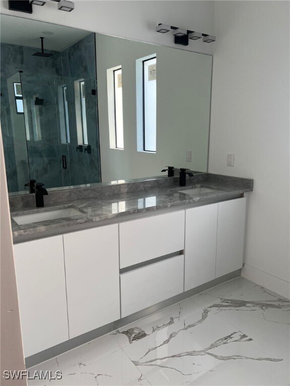 Building Photo - 813 Aiken Ave