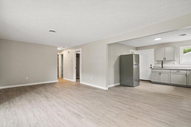 Building Photo - 3409 Barbee Dr