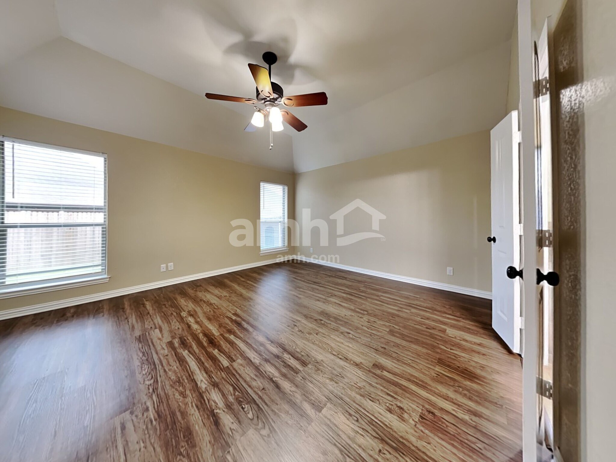 Building Photo - 109 Firestone Dr