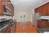 Building Photo - 166 Brookwood Dr