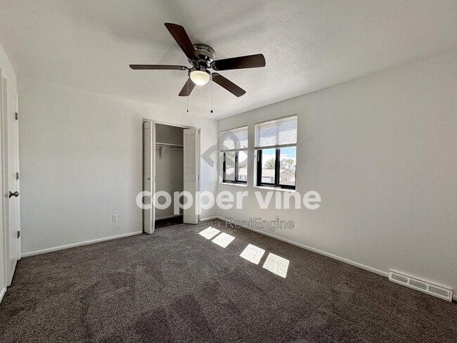 Building Photo - 7465 Kendall St