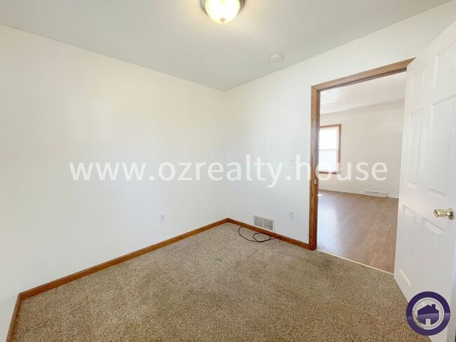 Building Photo - 3580 Doyle St